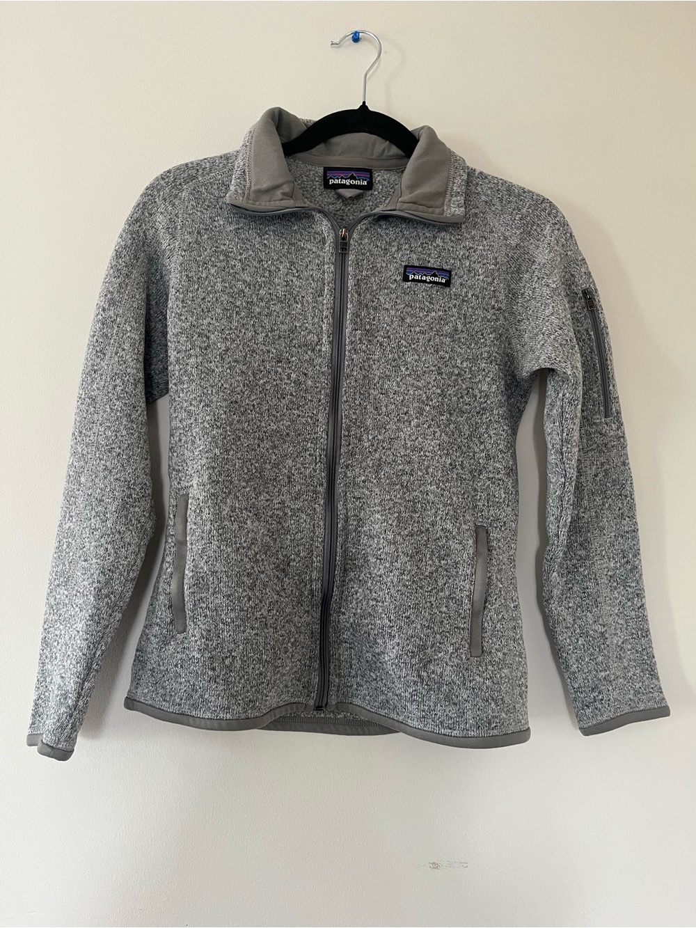 Patagonia Full Zip Fleece Jacket Women's XS Gray Hiking Outdoors Travel Winter